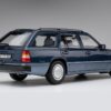 Mercedes.-Benz 300 TD (S124) 1990 nautikblau - Norev 1:18 Metall Kunststoff – Bild 5